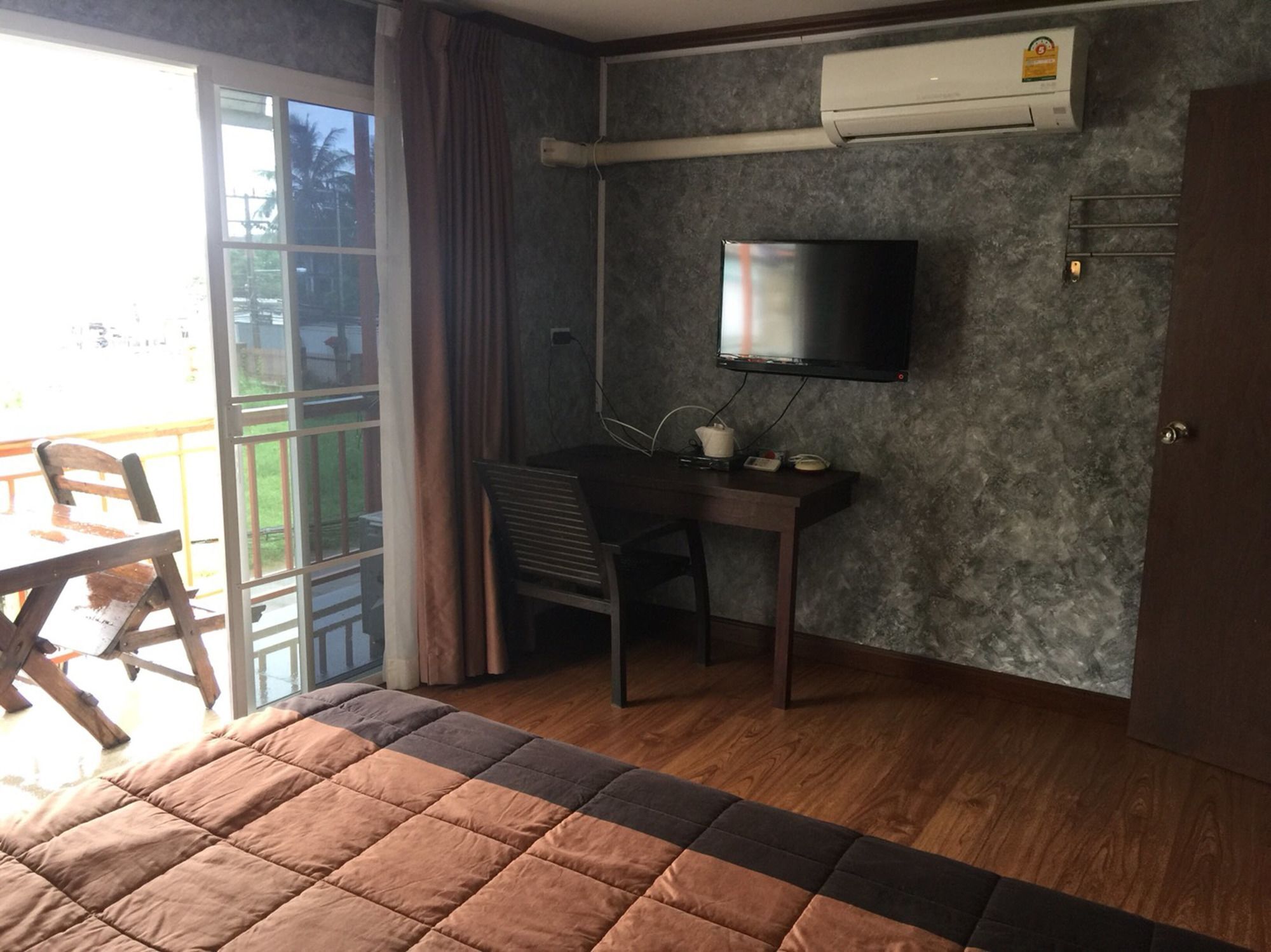 Pcr Guesthouse Kata Eksteriør bilde